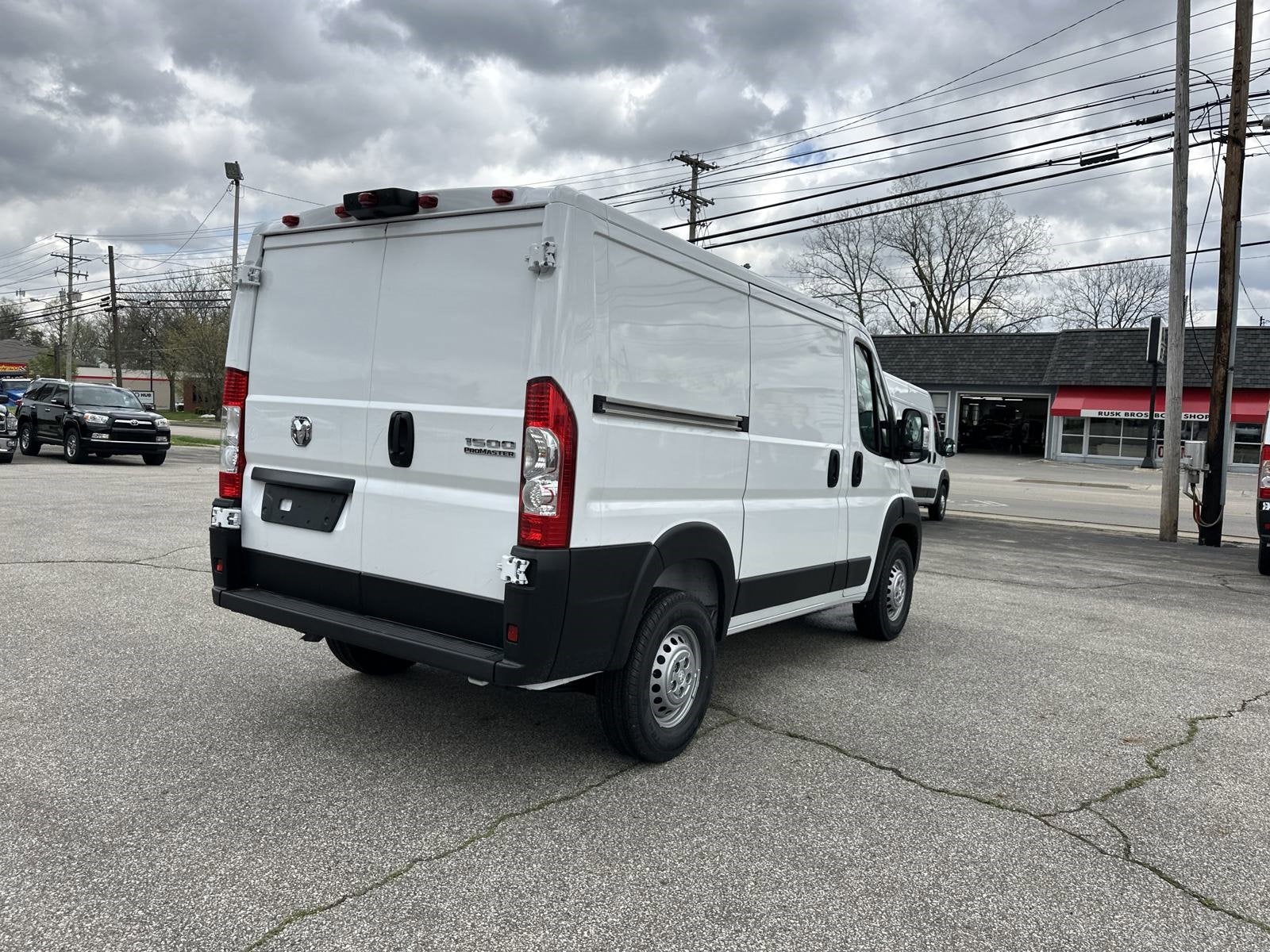 2024 RAM ProMaster 1500 Low Roof 118 WB